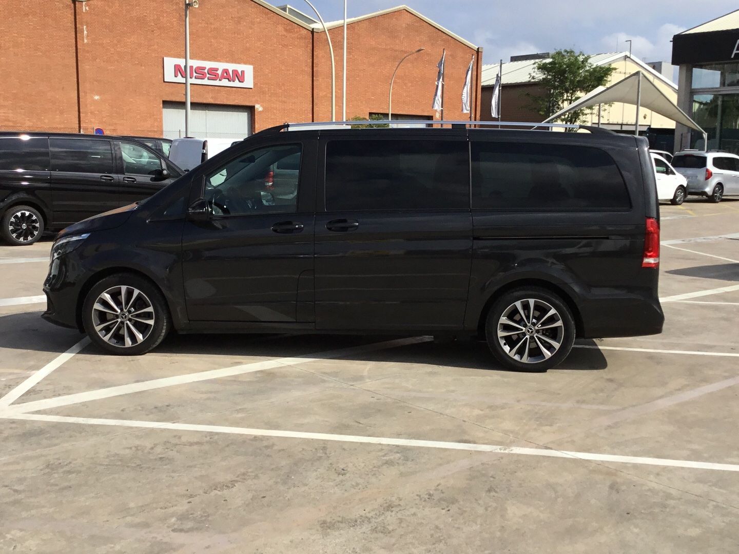 Mercedes-Benz Clase V V 220 d Avantgarde Largo 120 kW (163 CV) Gris Minivan