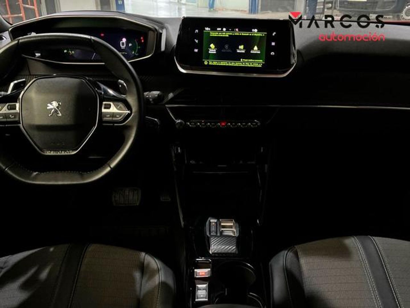 Peugeot 2008 PureTech 130 S&S Allure Pack EAT8 96 kW (130 CV)