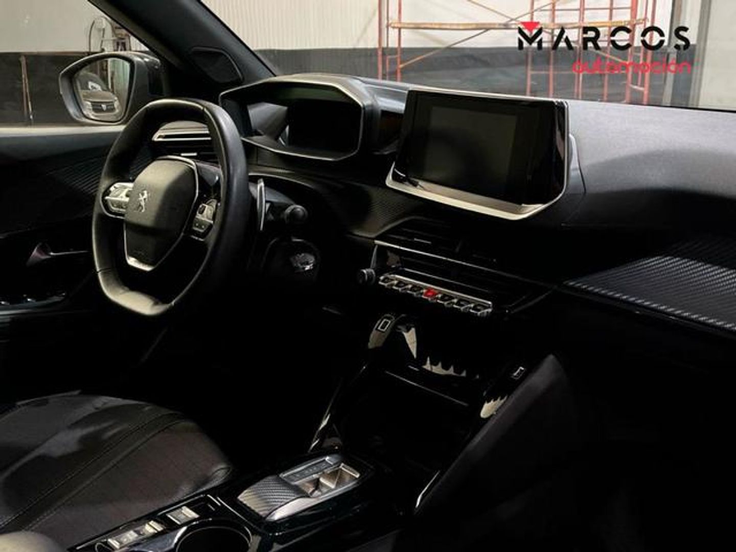Peugeot 2008 PureTech 130 S&S Allure Pack EAT8 96 kW (130 CV)