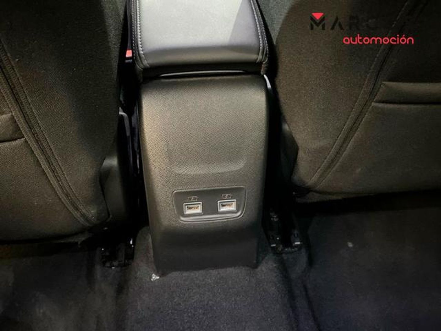 Peugeot 2008 PureTech 130 S&S Allure Pack EAT8 96 kW (130 CV)
