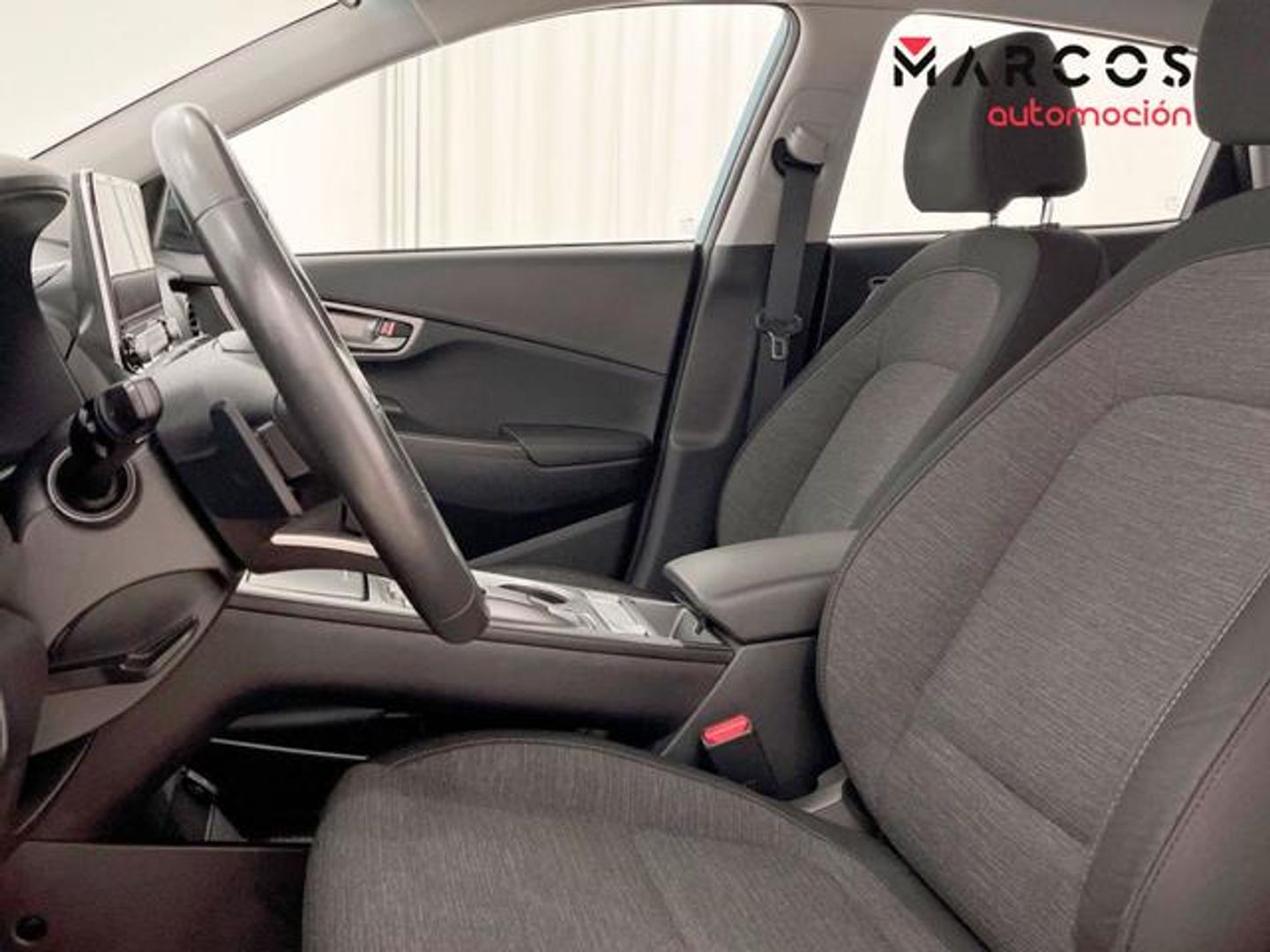 Hyundai Kona EV Klass 100 kW (136 CV)