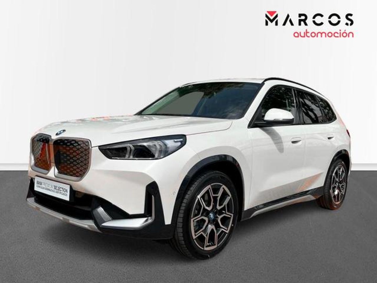 BMW iX1 xDrive30 230 kW (313 CV) Blanco SUV