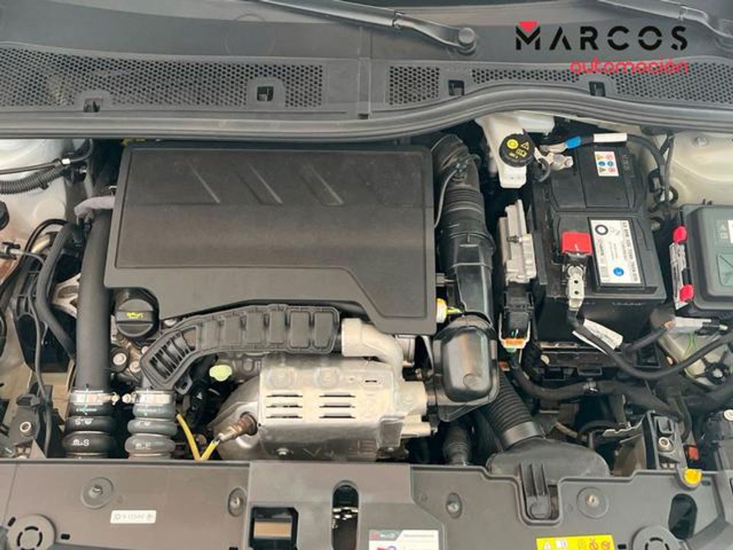 Peugeot 208 PureTech 100 Active 75 kW (100 CV)