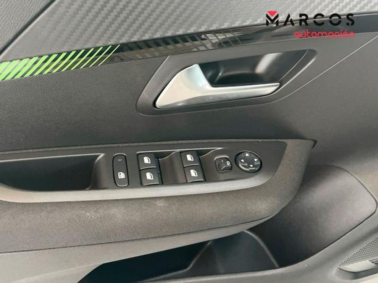 Peugeot 208 PureTech 100 Active 75 kW (100 CV)