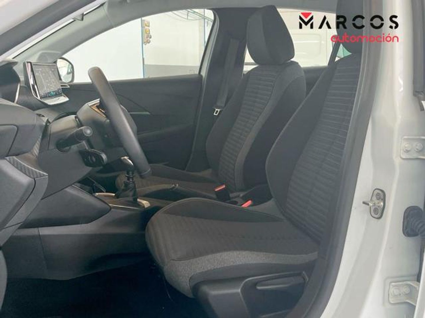 Peugeot 208 PureTech 100 Active 75 kW (100 CV)