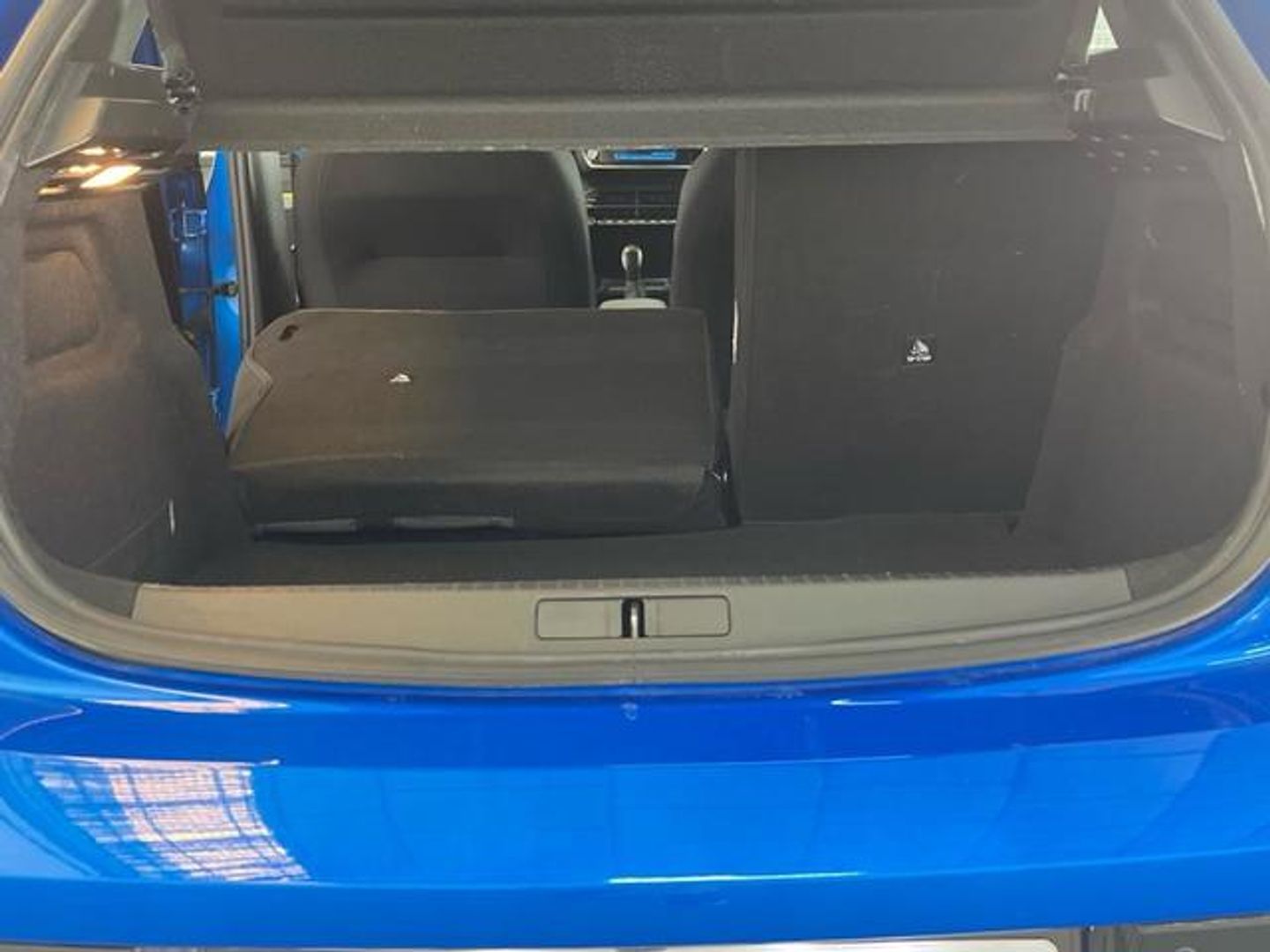 Peugeot 208 PureTech 75 Allure 	55 kW (75 CV)
