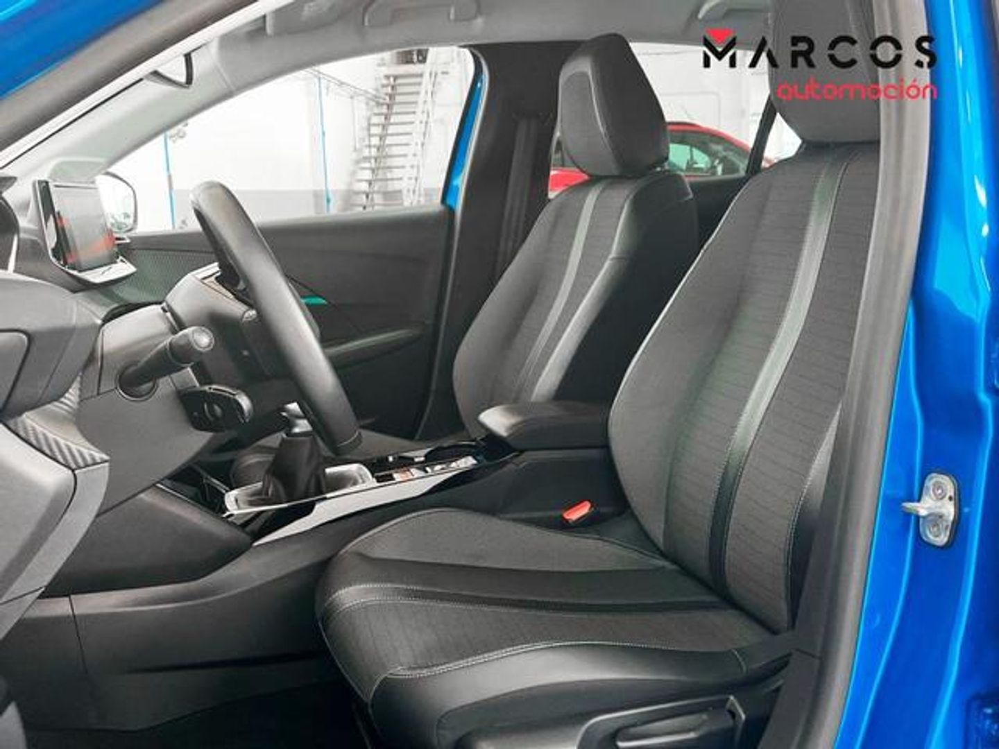 Peugeot 208 PureTech 75 Allure 	55 kW (75 CV)