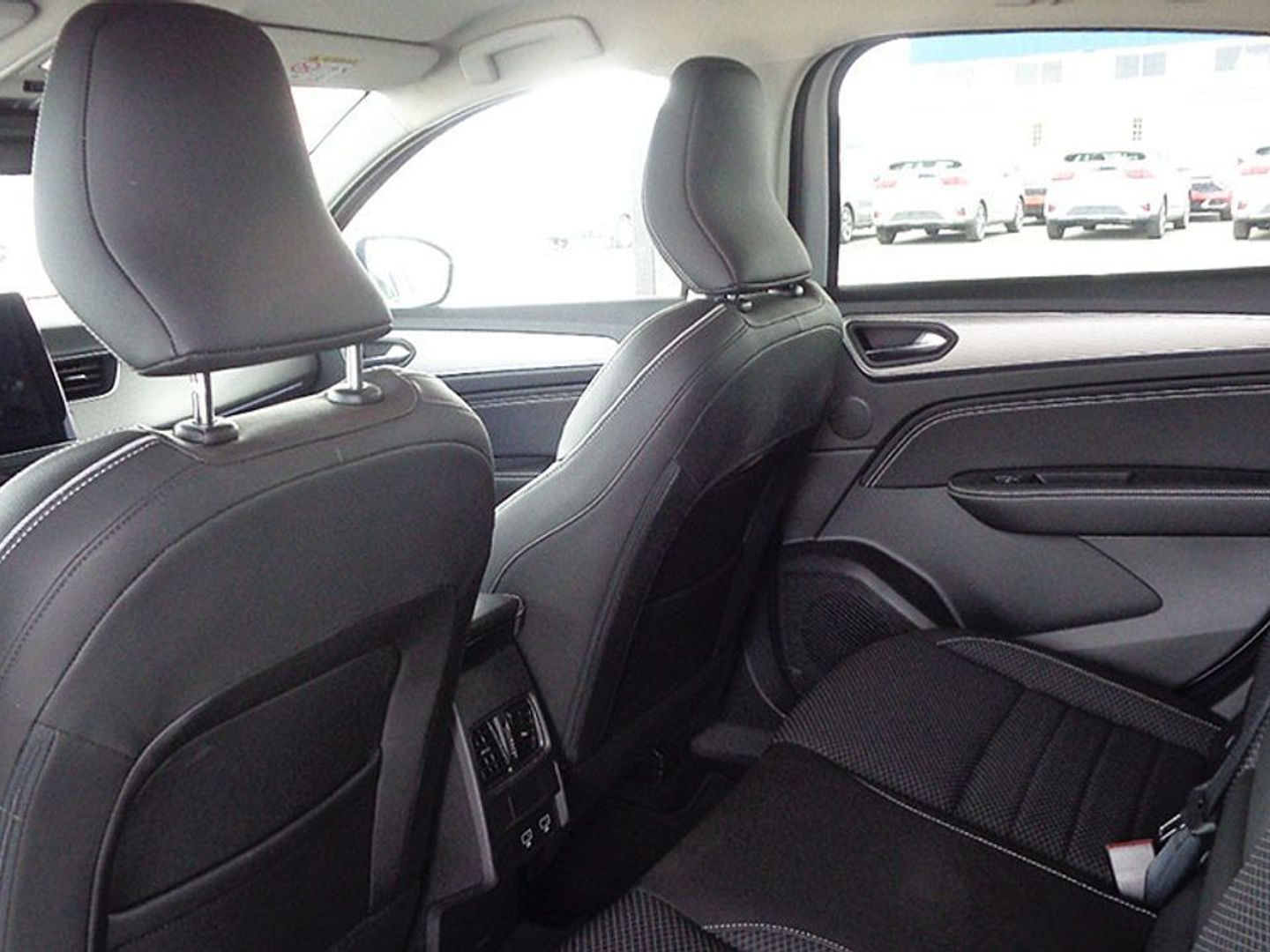 Renault Arkana Zen E-Tech Híbrido 107 kW (145 CV)