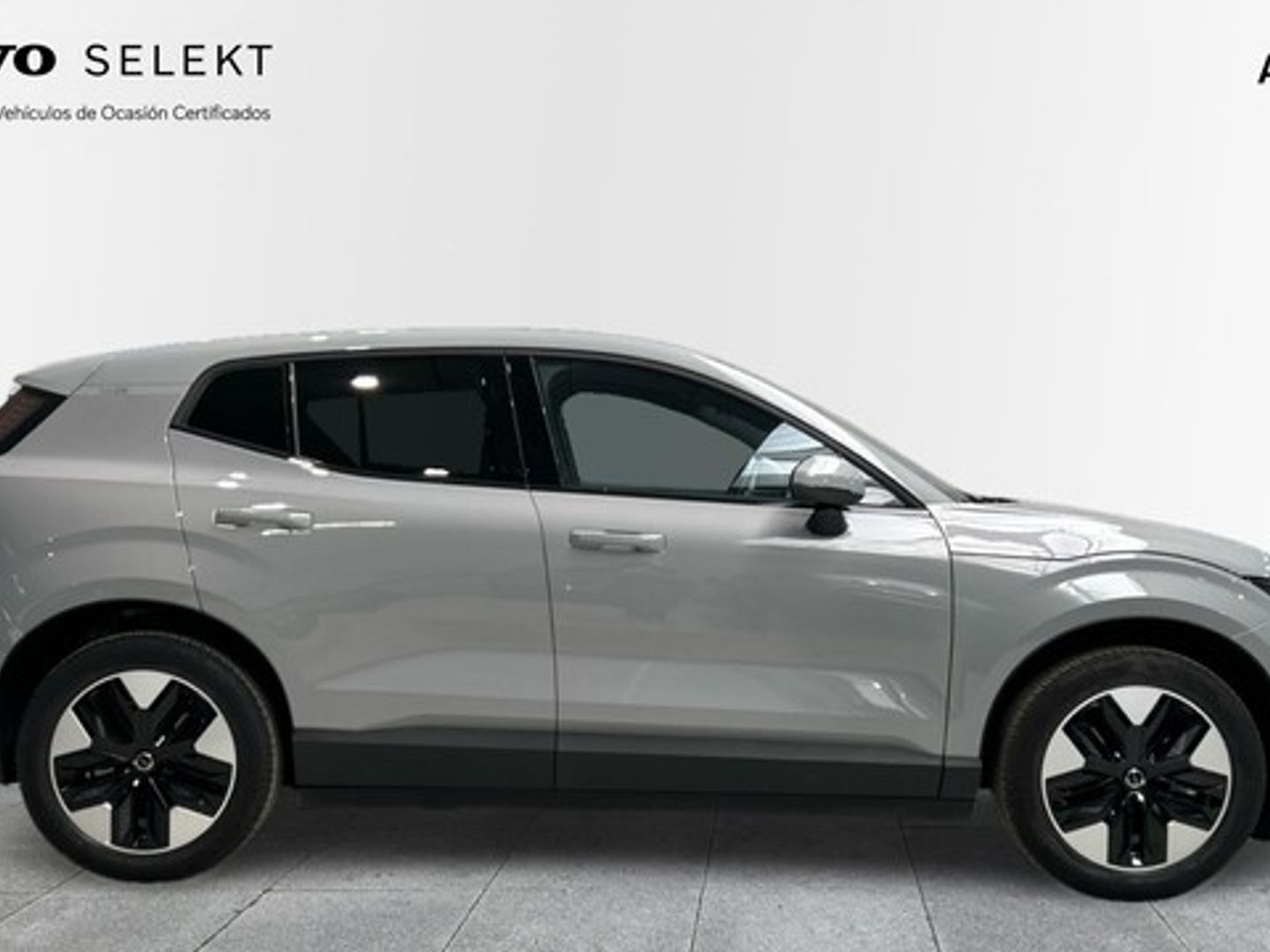 Volvo EX30 Single Motor Core Auto 200 kW (272 CV)