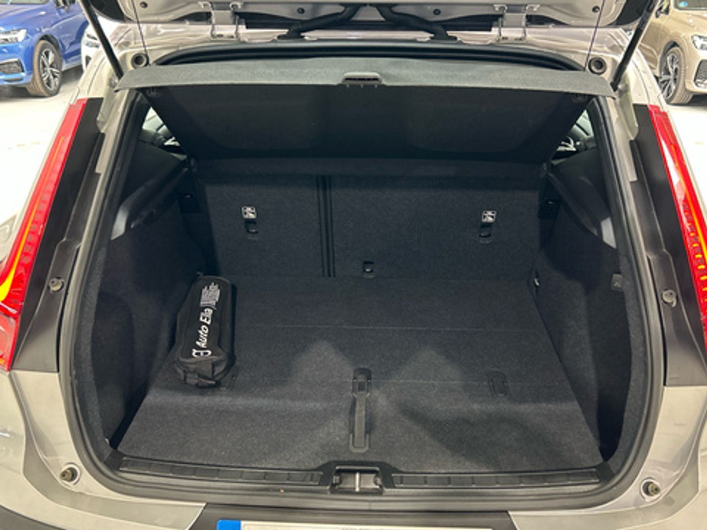 Volvo XC40 T2 Essential Auto 95 kW (129 CV)