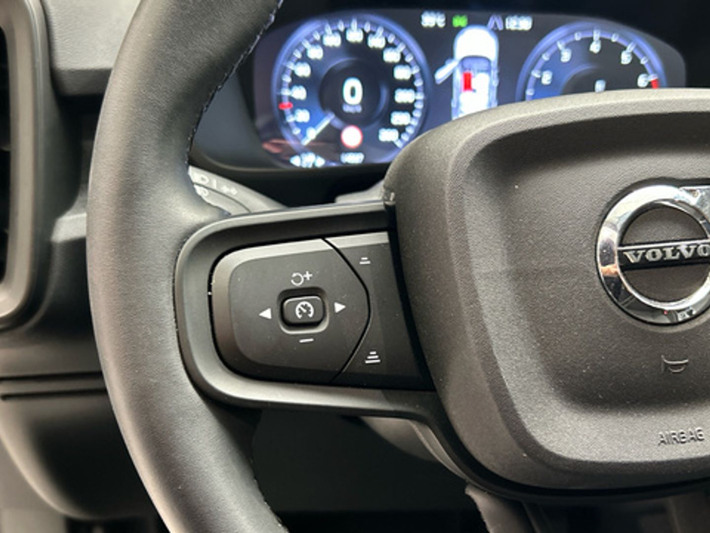 Volvo XC40 T2 Essential Auto 95 kW (129 CV)