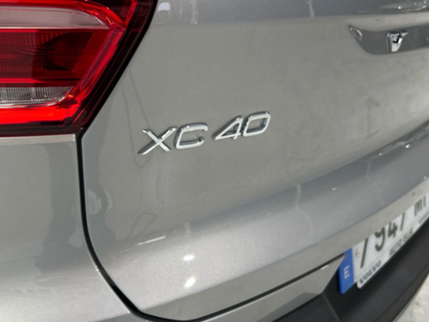 Volvo XC40 T2 Essential Auto 95 kW (129 CV)