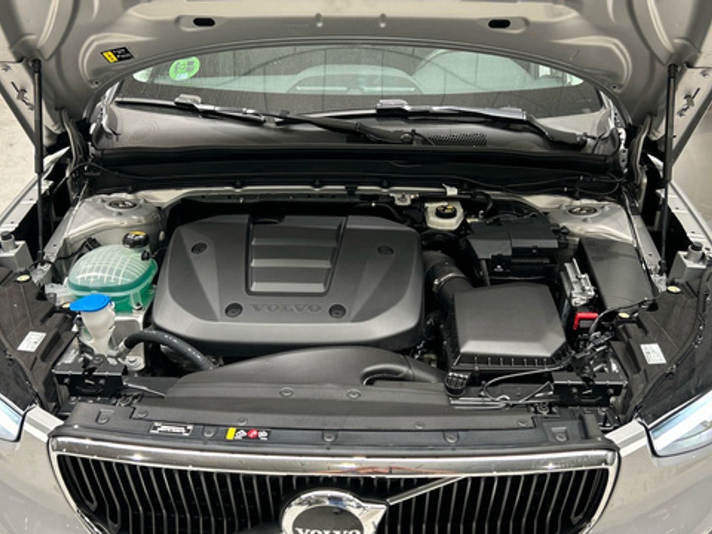 Volvo XC40 T2 Essential Auto 95 kW (129 CV)