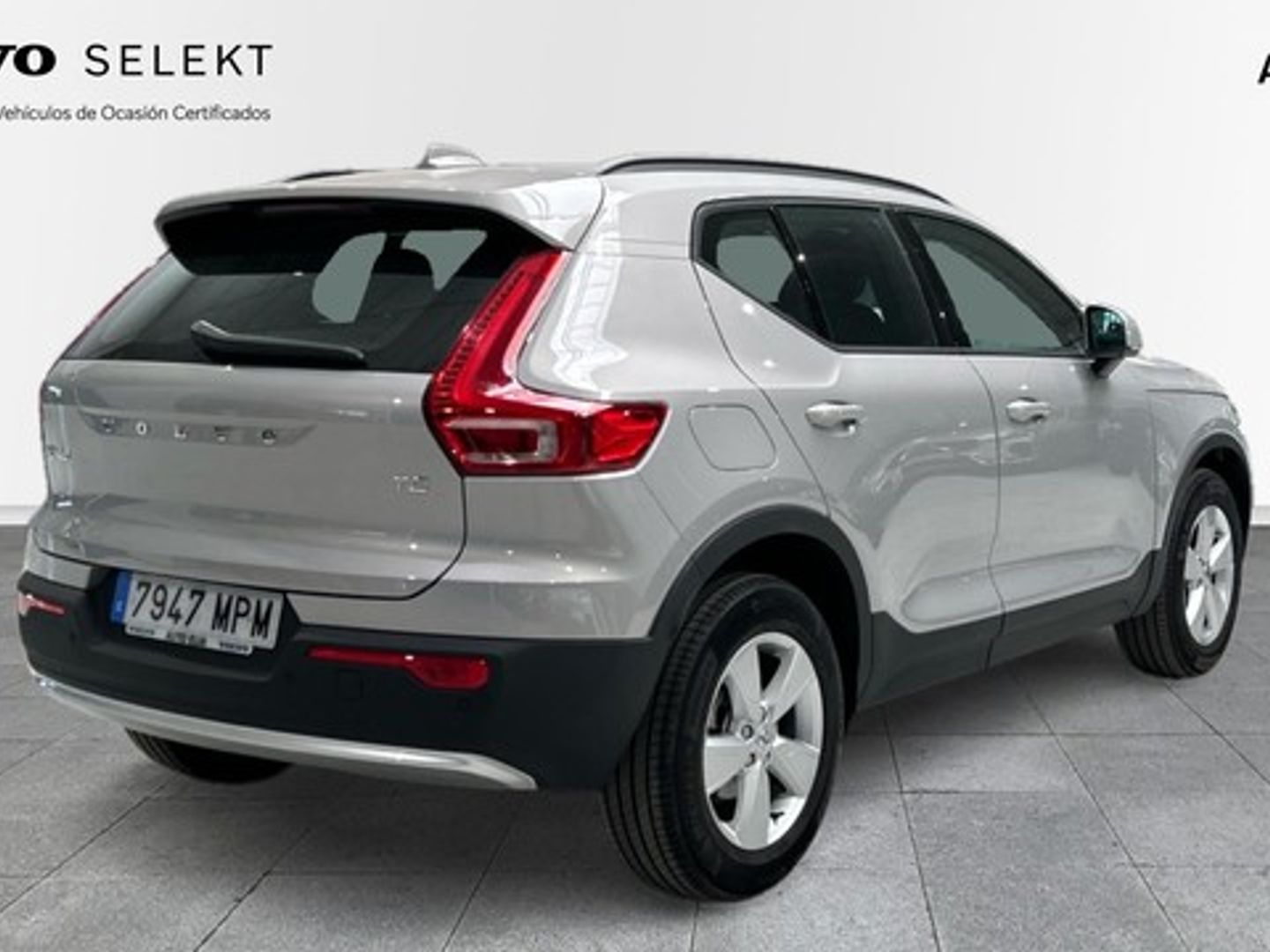 Volvo XC40 T2 Essential Auto 95 kW (129 CV)