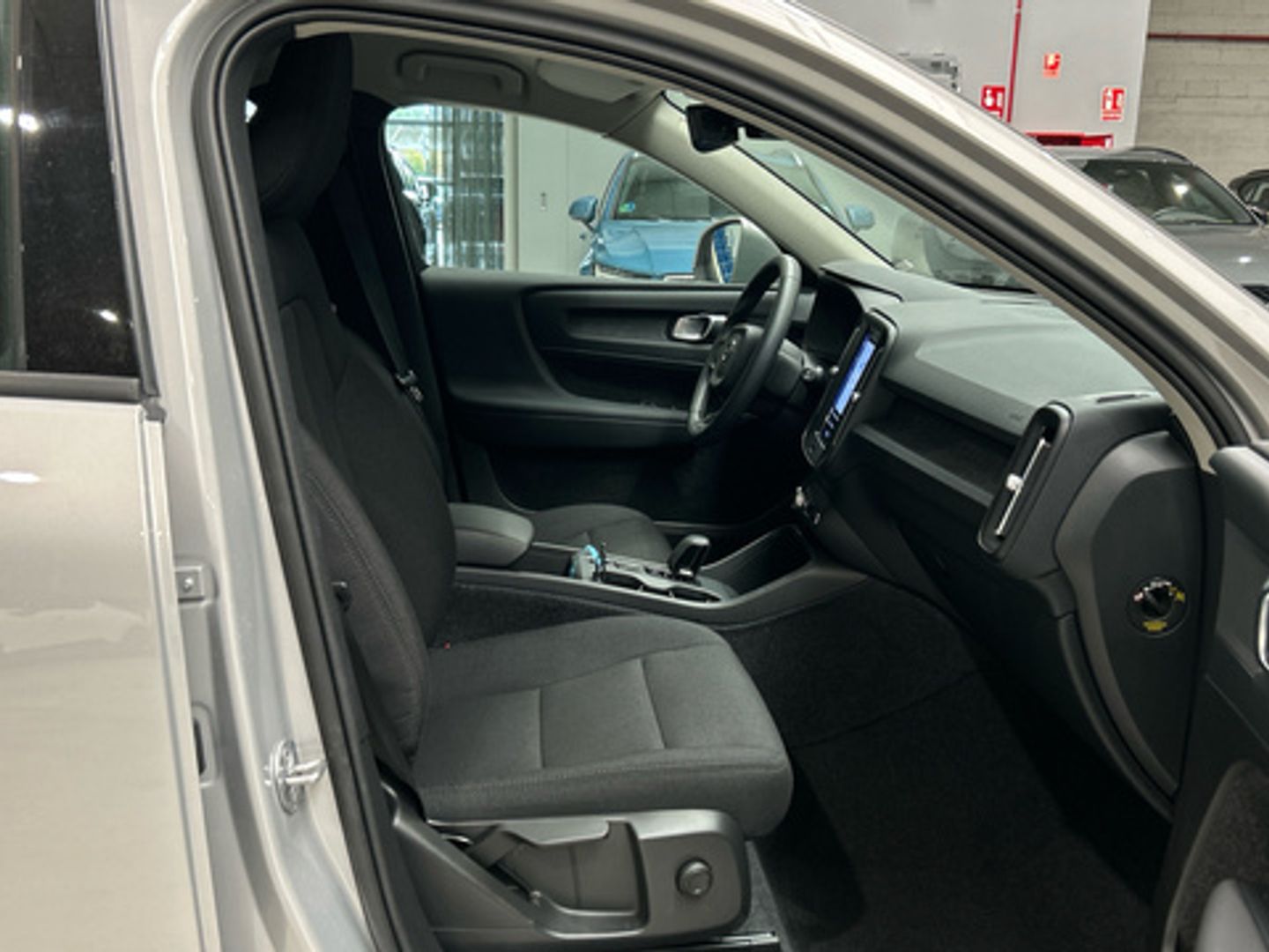 Volvo XC40 T2 Essential Auto 95 kW (129 CV)