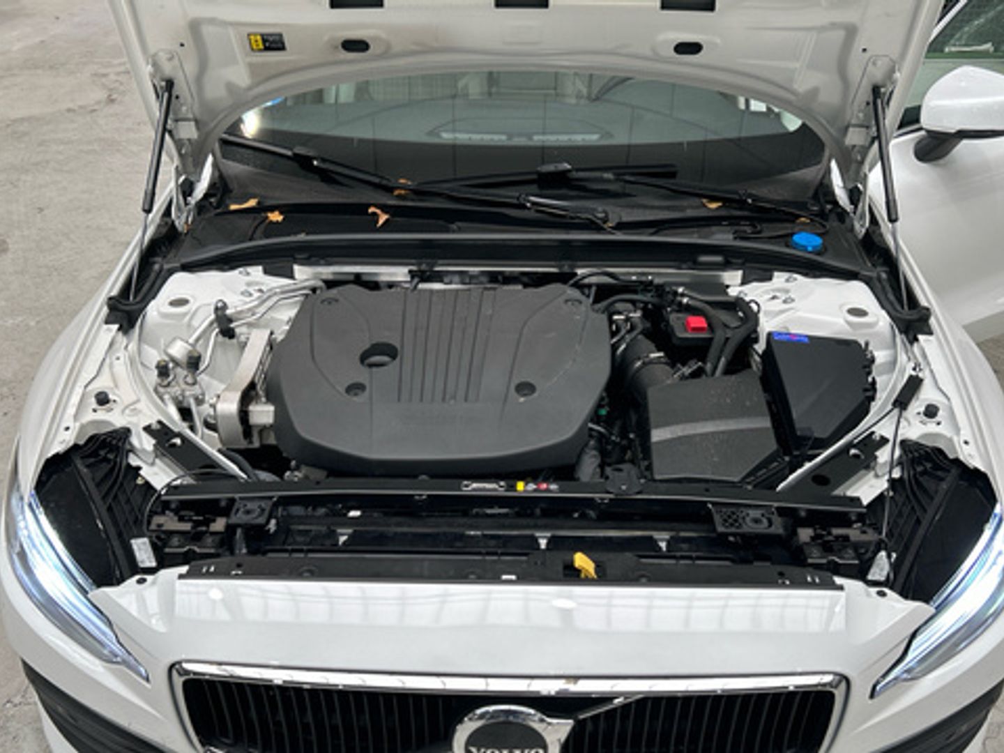 Volvo S60 B4 G Core FWD Auto 145 kW (197 CV)