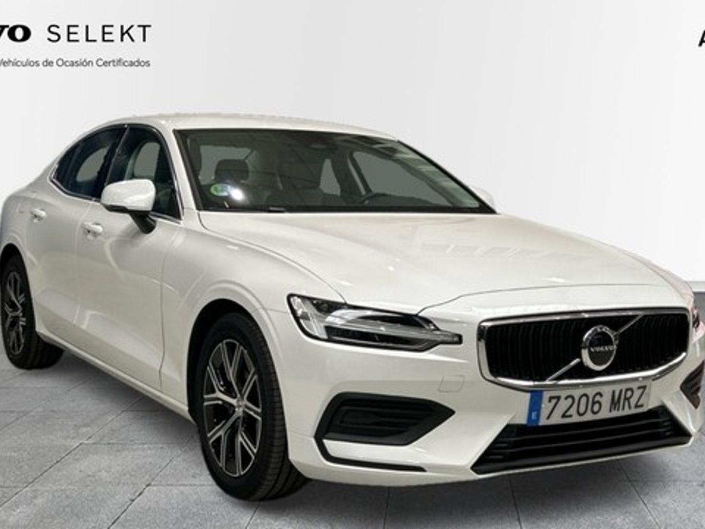 Volvo S60 B4 G Core FWD Auto 145 kW (197 CV)