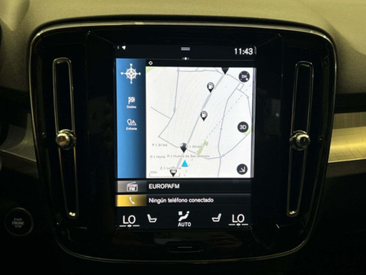 Volvo XC40 T2 Plus Dark Auto 95 kW (129 CV)