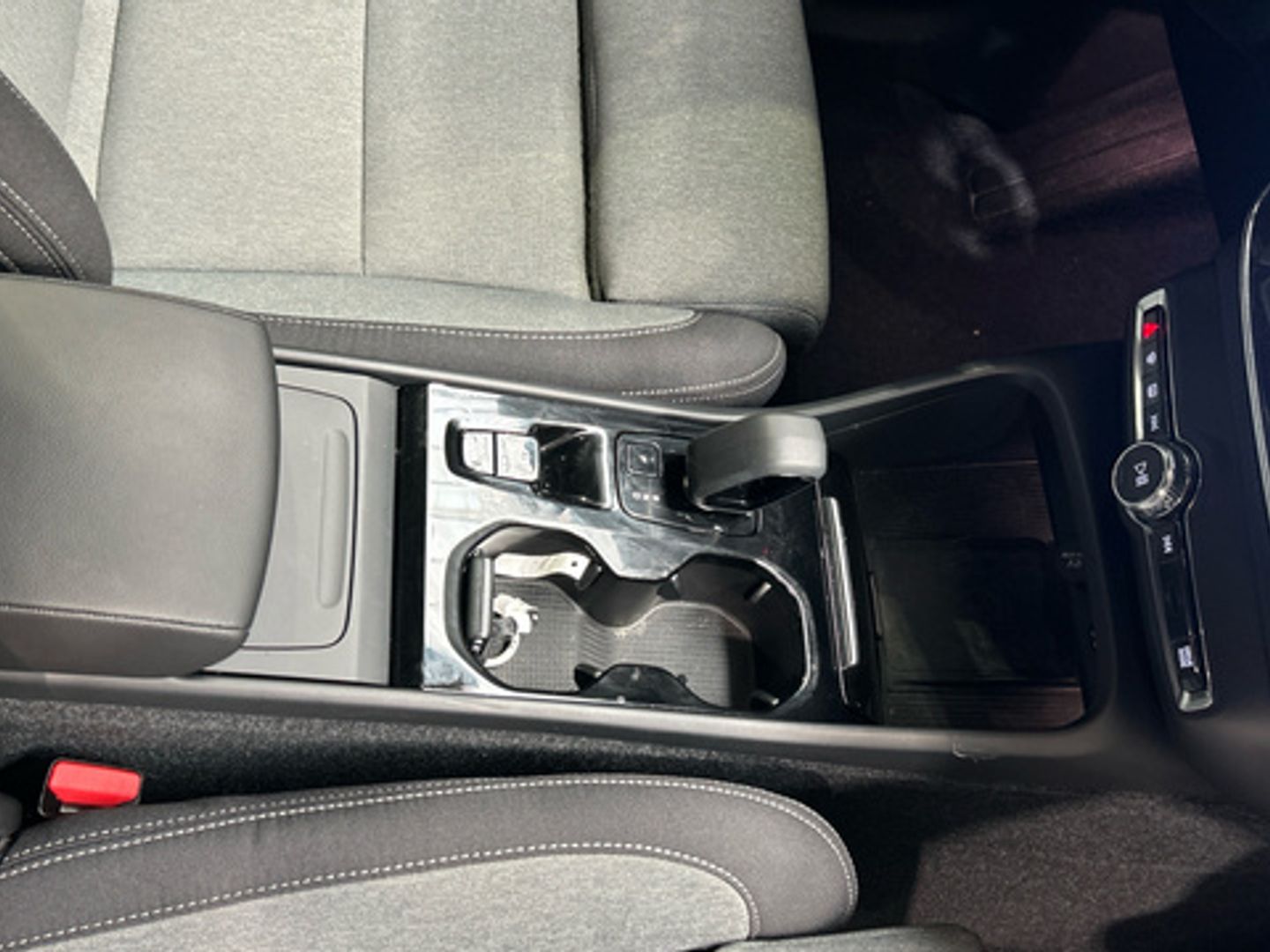 Volvo XC40 T2 Plus Dark Auto 95 kW (129 CV)