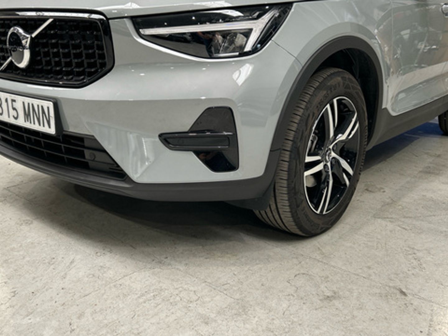 Volvo XC40 T2 Plus Dark Auto 95 kW (129 CV)