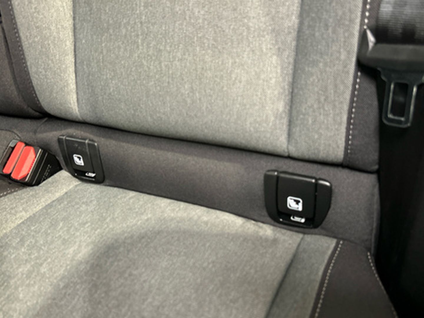 Volvo XC40 T2 Plus Dark Auto 95 kW (129 CV)