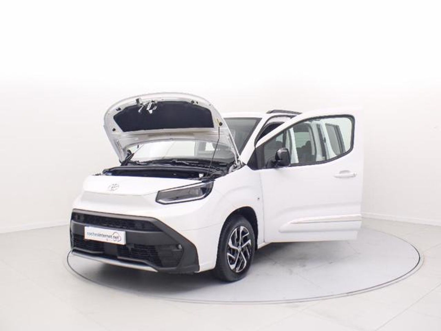 Toyota Proace City Verso 1.5D Family Active L2 Auto 96 kW (131 CV)