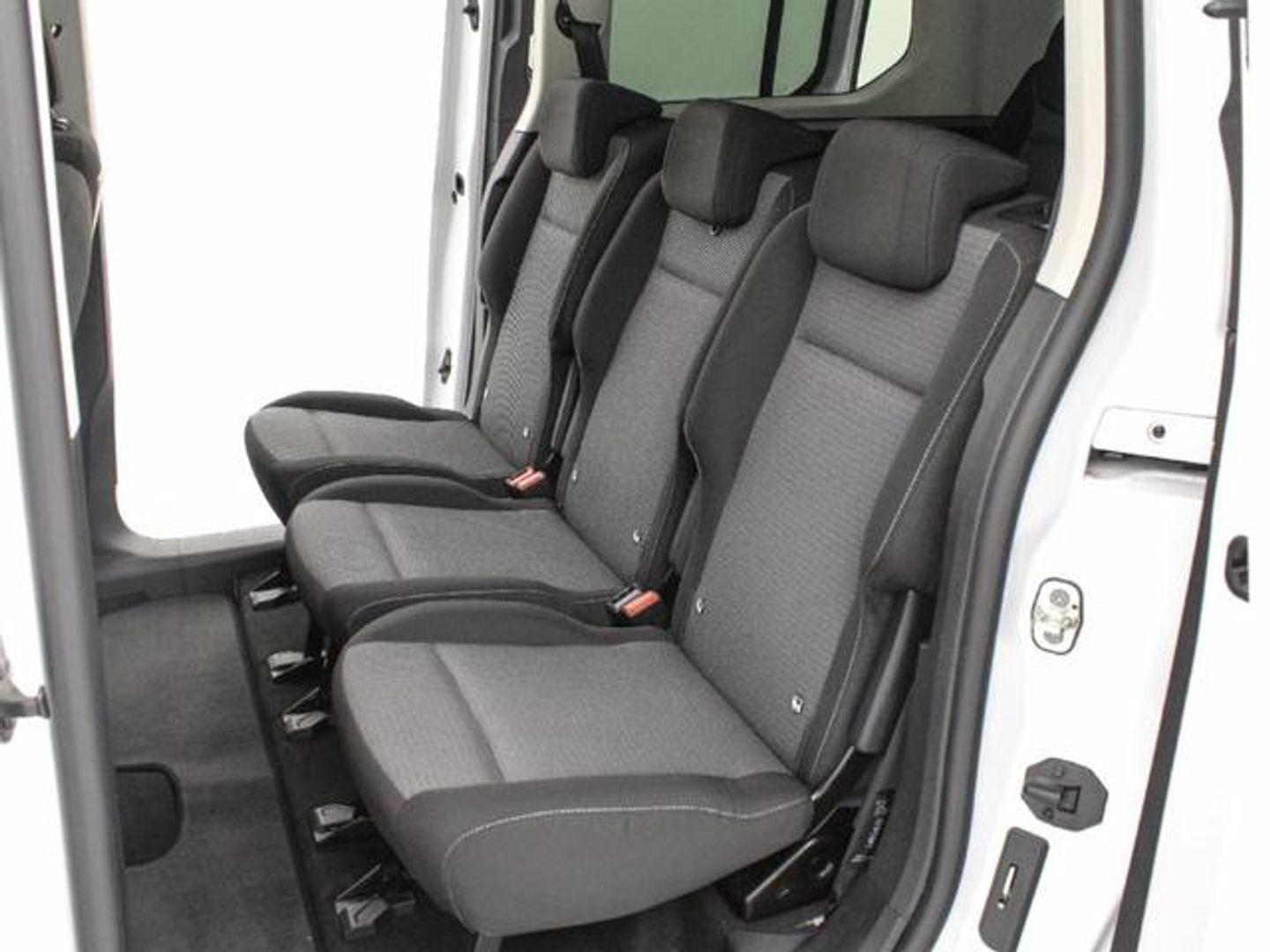 Toyota Proace City Verso 1.5D Family Active L2 Auto 96 kW (131 CV)