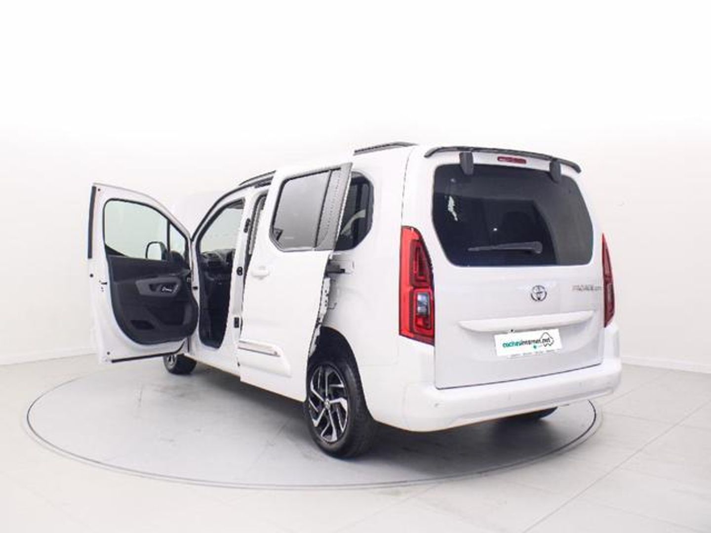 Toyota Proace City Verso 1.5D Family Active L2 Auto 96 kW (131 CV)