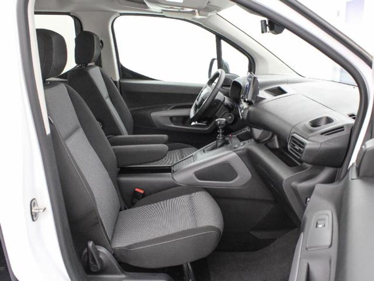 Toyota Proace City Verso 1.5D Family Active L2 Auto 96 kW (131 CV)