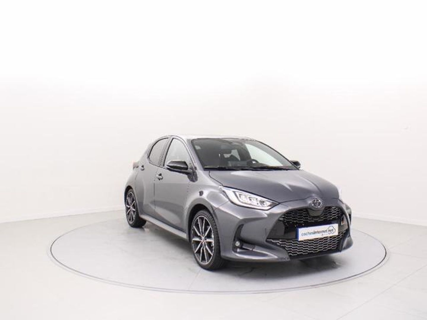 Toyota Yaris 1.5 130H GR Sport 96 kW (130 CV) Gris Compact