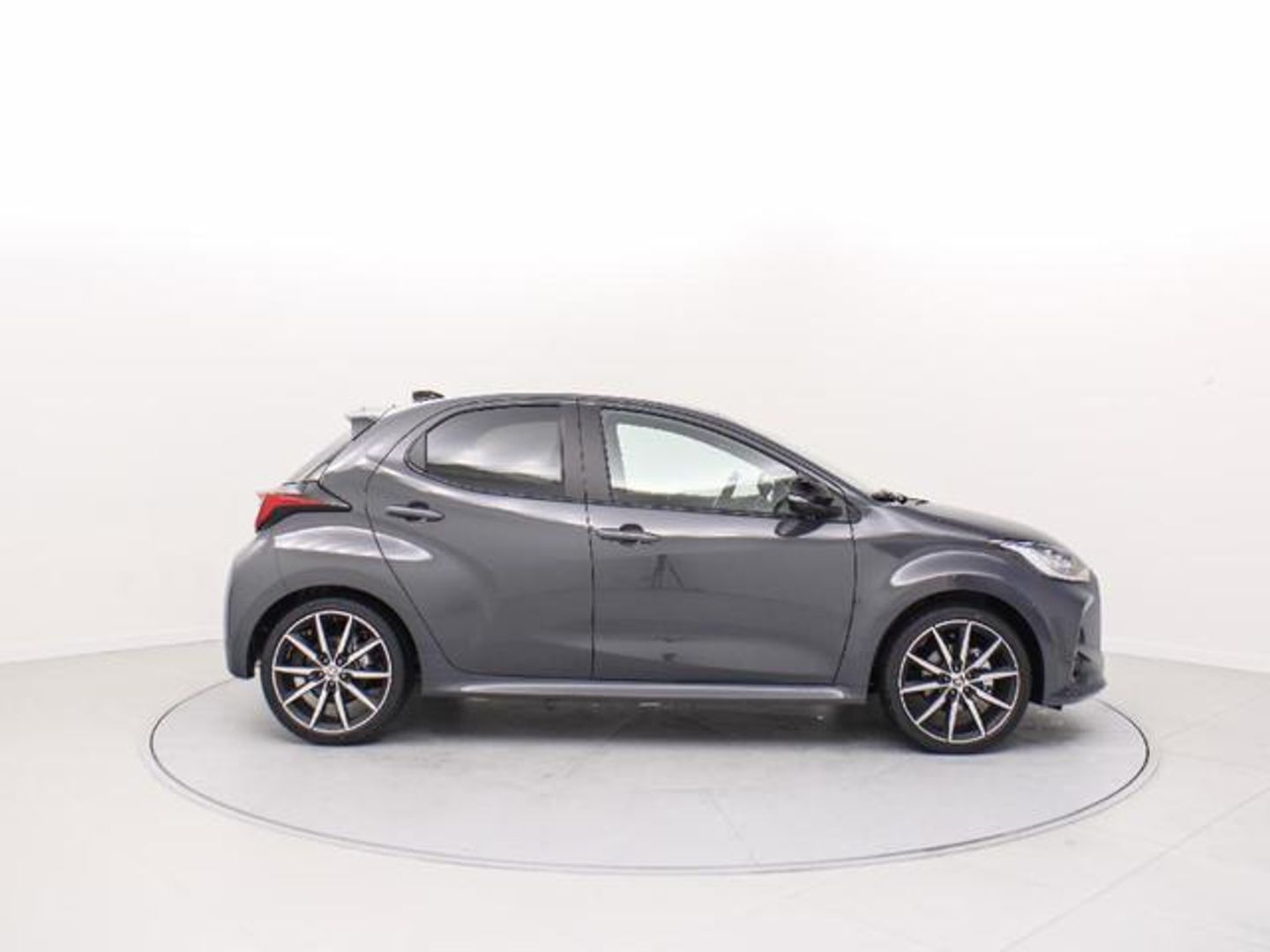 Toyota Yaris 1.5 130H GR Sport 96 kW (130 CV)