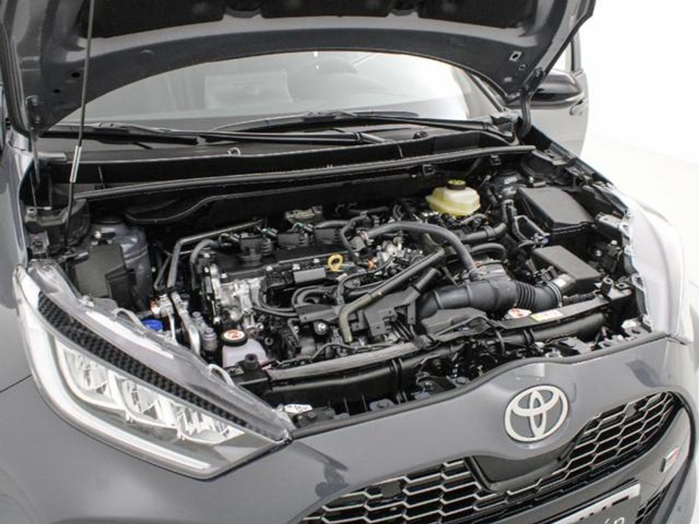 Toyota Yaris 1.5 130H GR Sport 96 kW (130 CV)
