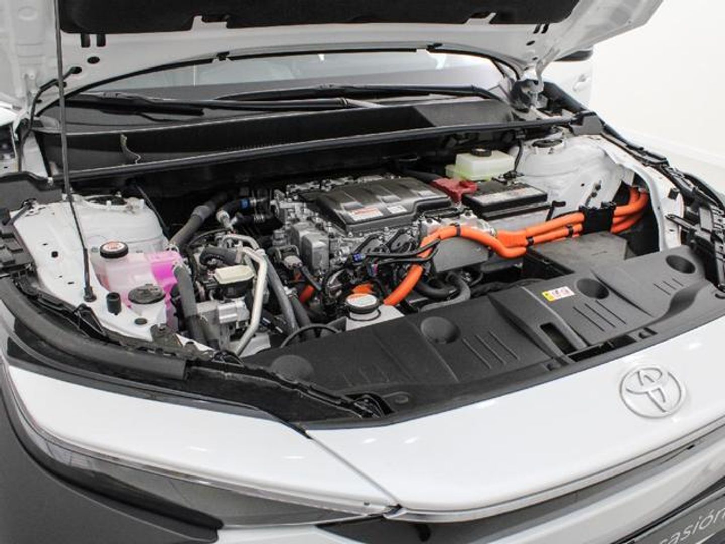 Toyota BZ4X 200E Advance 4x2 150 kW (204 CV)