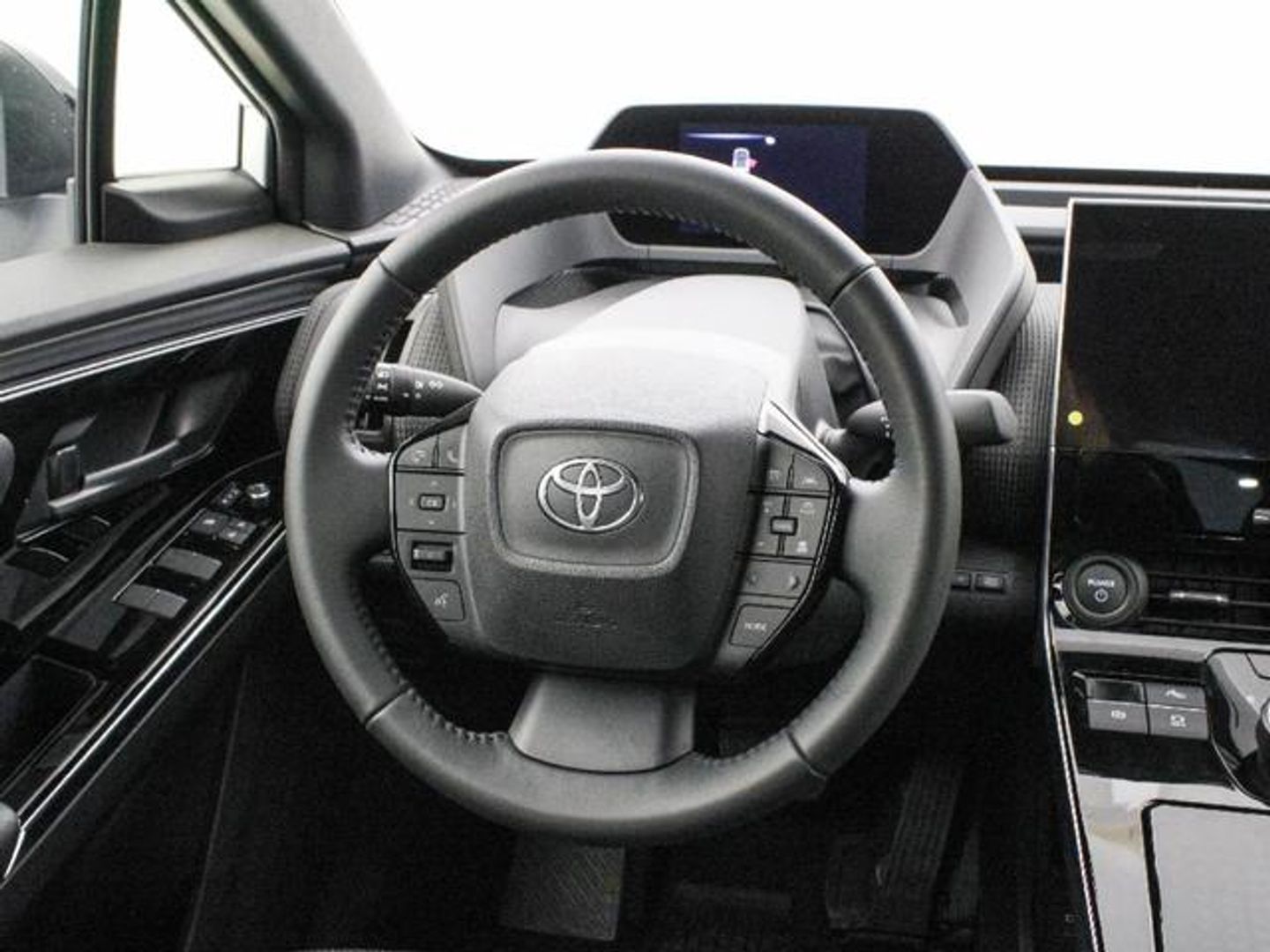 Toyota BZ4X 200E Advance 4x2 150 kW (204 CV)