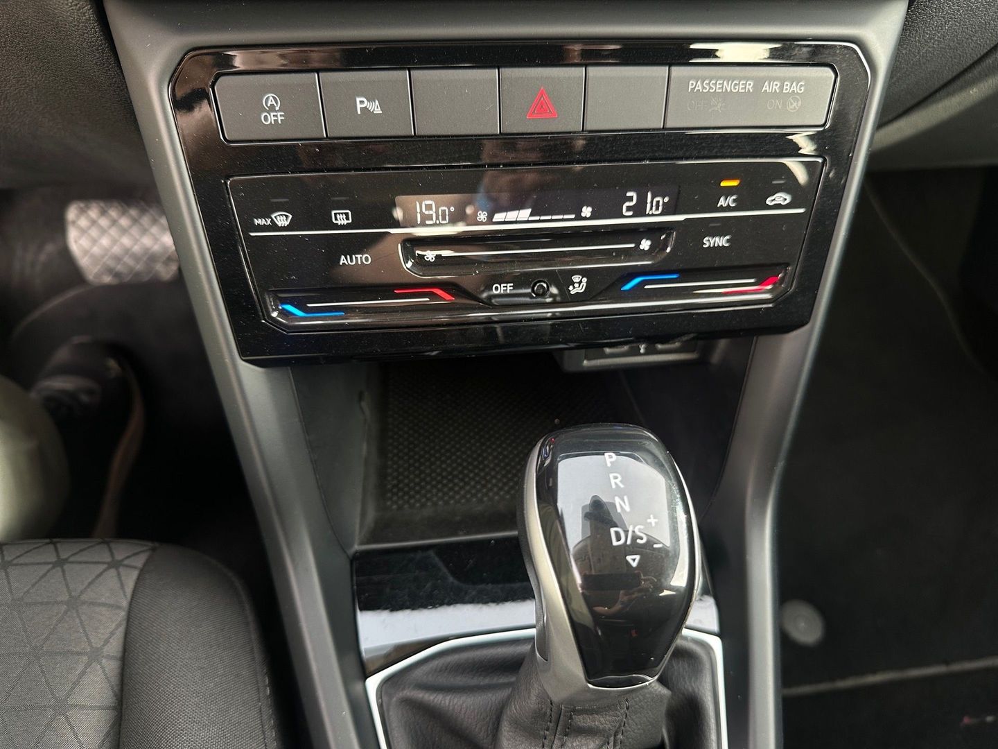 Volkswagen T-Cross Advance 1.0 TSI 81 kW (110 CV) DSG