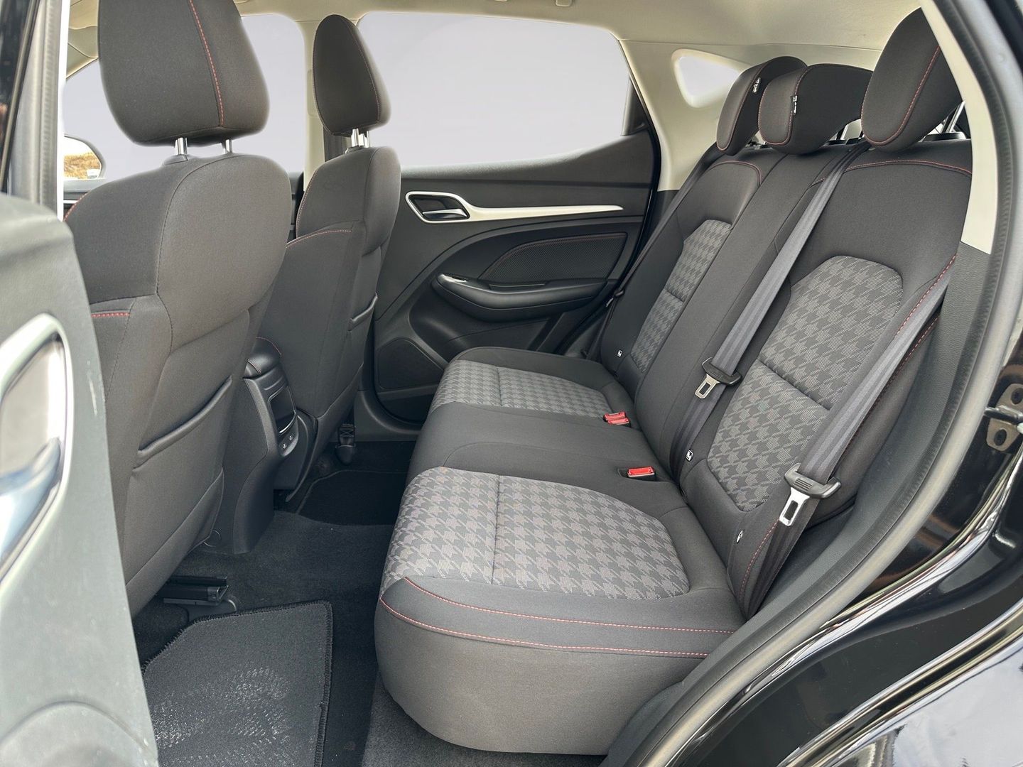 MG ZS 1.5 Comfort 78 kW (106 CV)