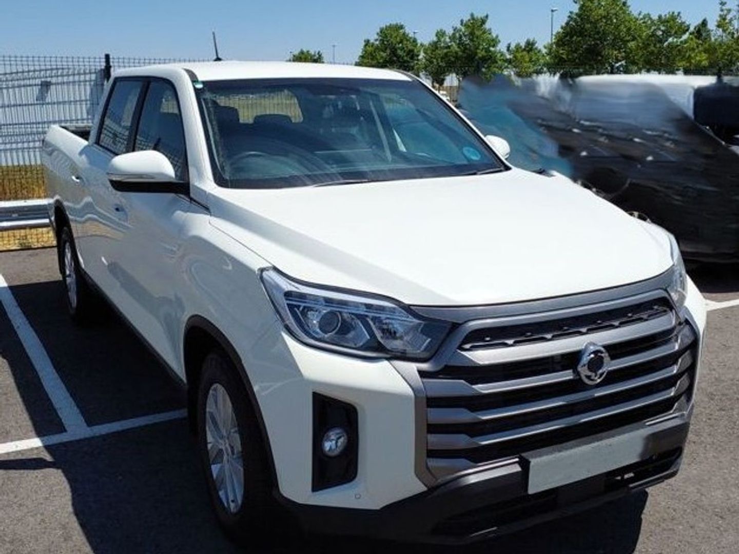 Ssangyong Musso Sports D22DTR Pro 4x4 149 kW (202 CV) Blanco All Terrain / Pick-up