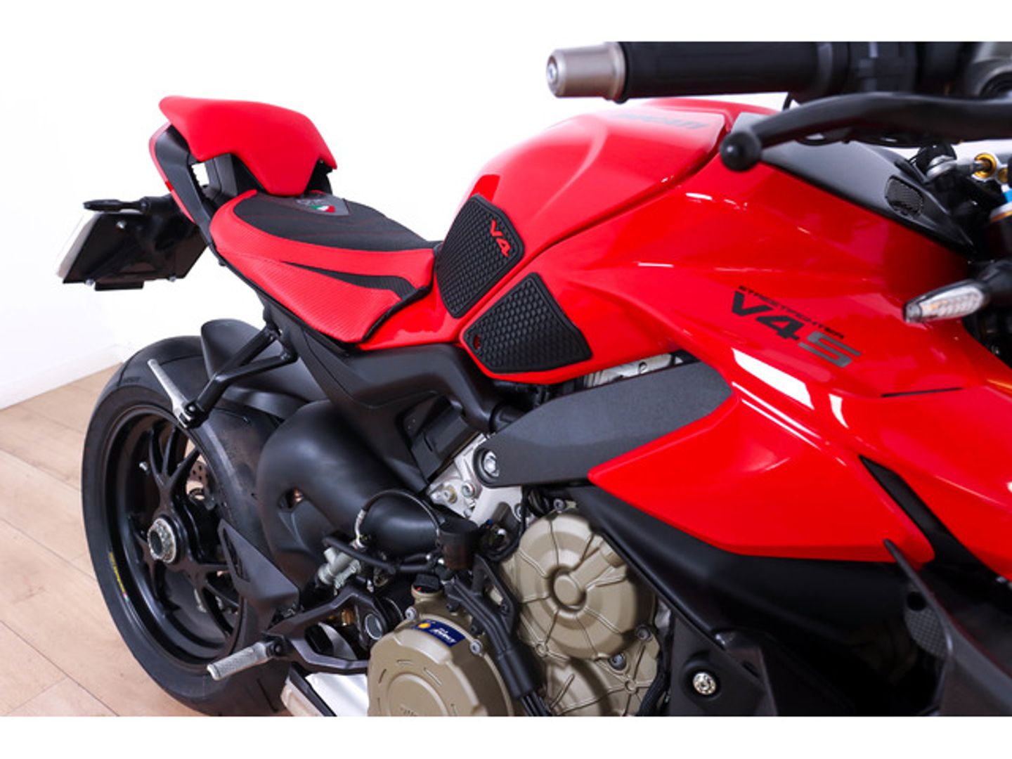 Ducati Streetfighter V 4 Rojo Motorcycle