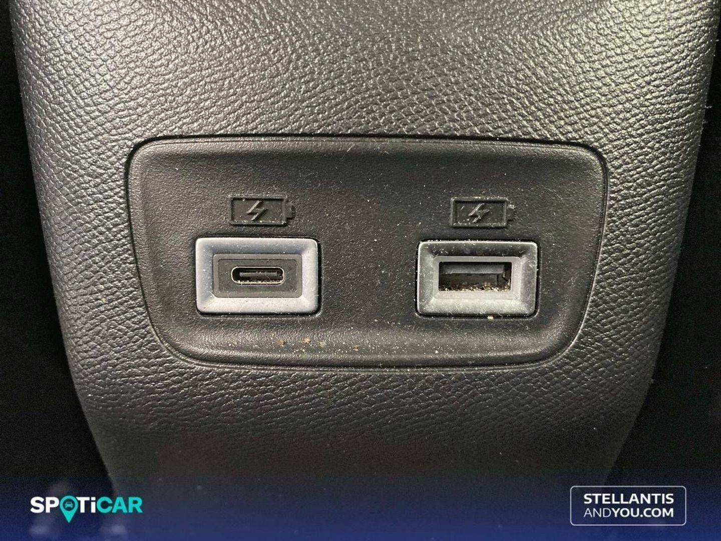 Peugeot 208 Allure Hybrid eDCS6 75 kW (100 CV)