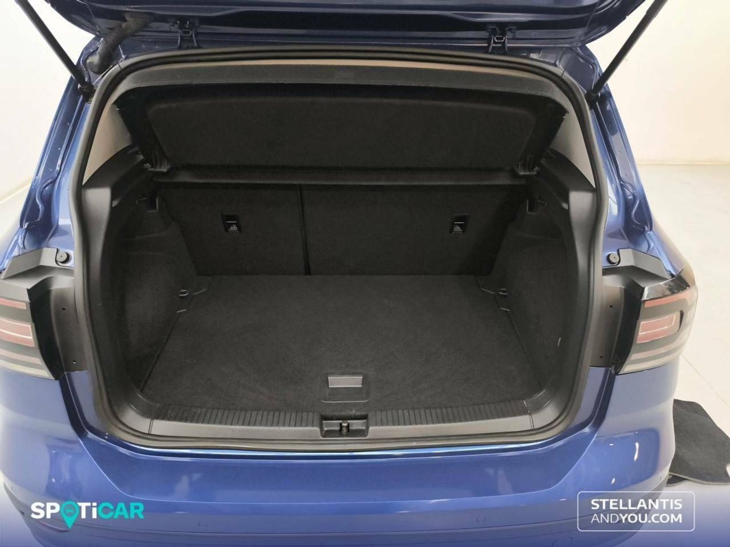 Volkswagen T-Cross Advance 1.0 TSI 81 kW (110 CV) DSG