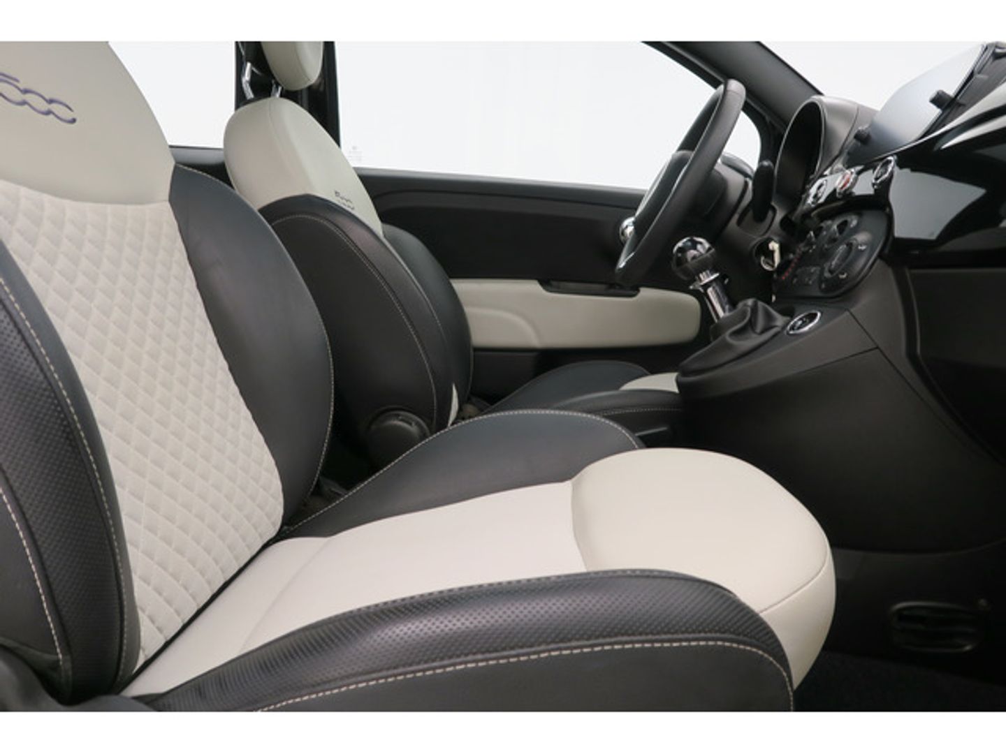 Fiat 500 1.0 Hybrid Dolcevita 51 kW (70 CV)