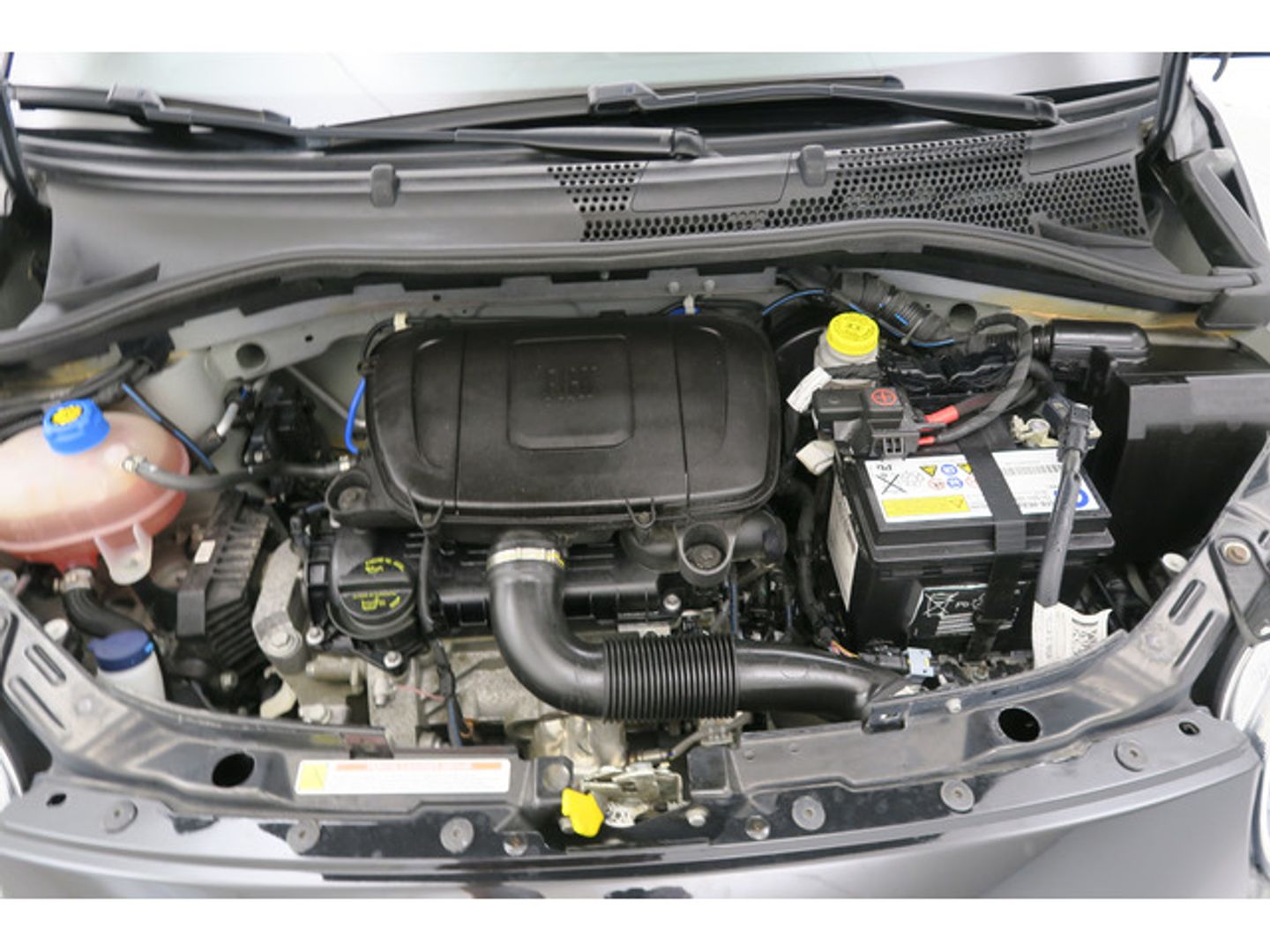 Fiat 500 1.0 Hybrid Dolcevita 51 kW (70 CV)