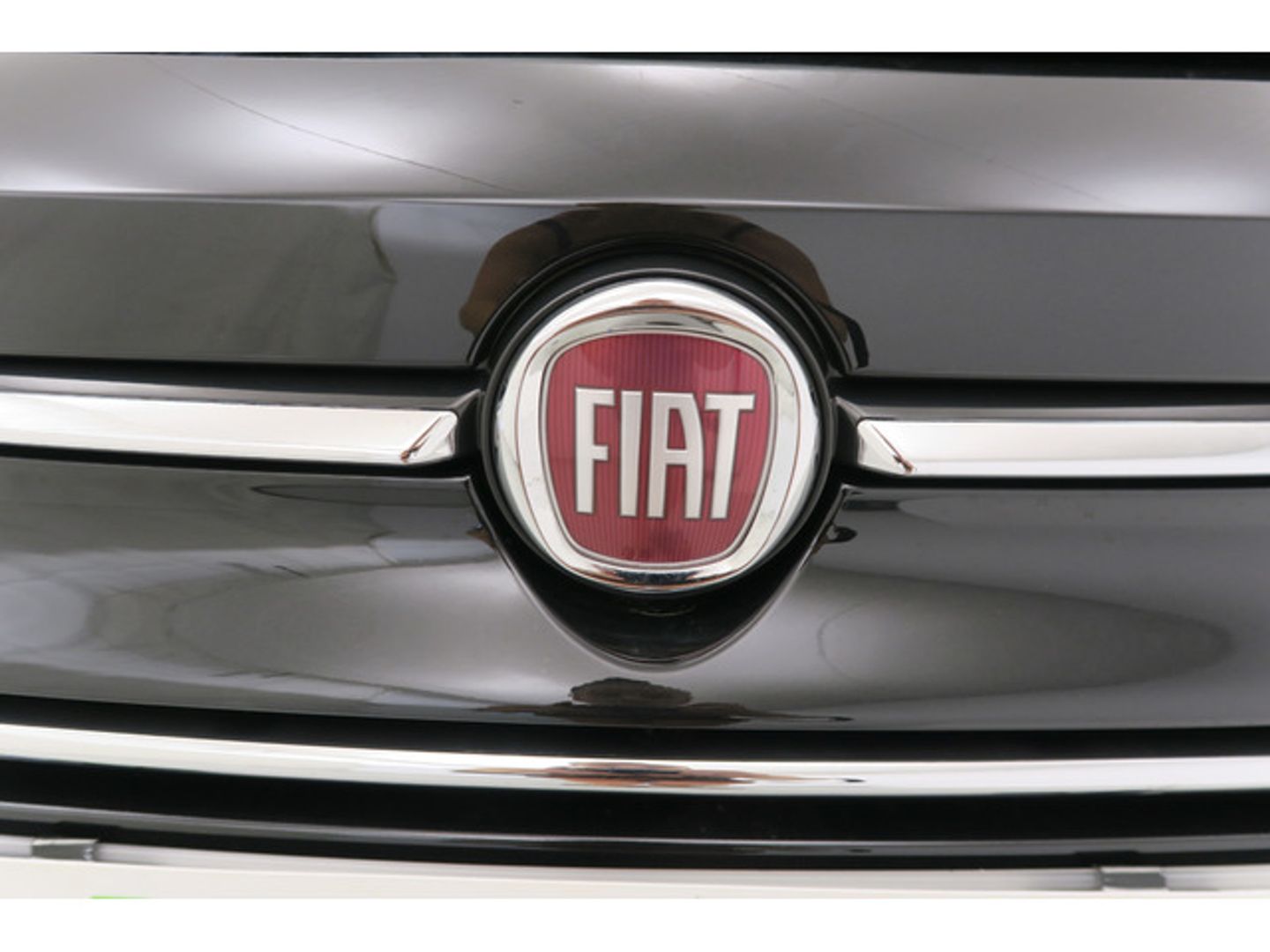 Fiat 500 1.0 Hybrid Dolcevita 51 kW (70 CV)
