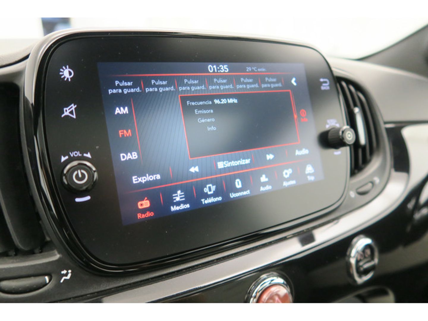 Fiat 500 1.0 Hybrid Dolcevita 51 kW (70 CV)