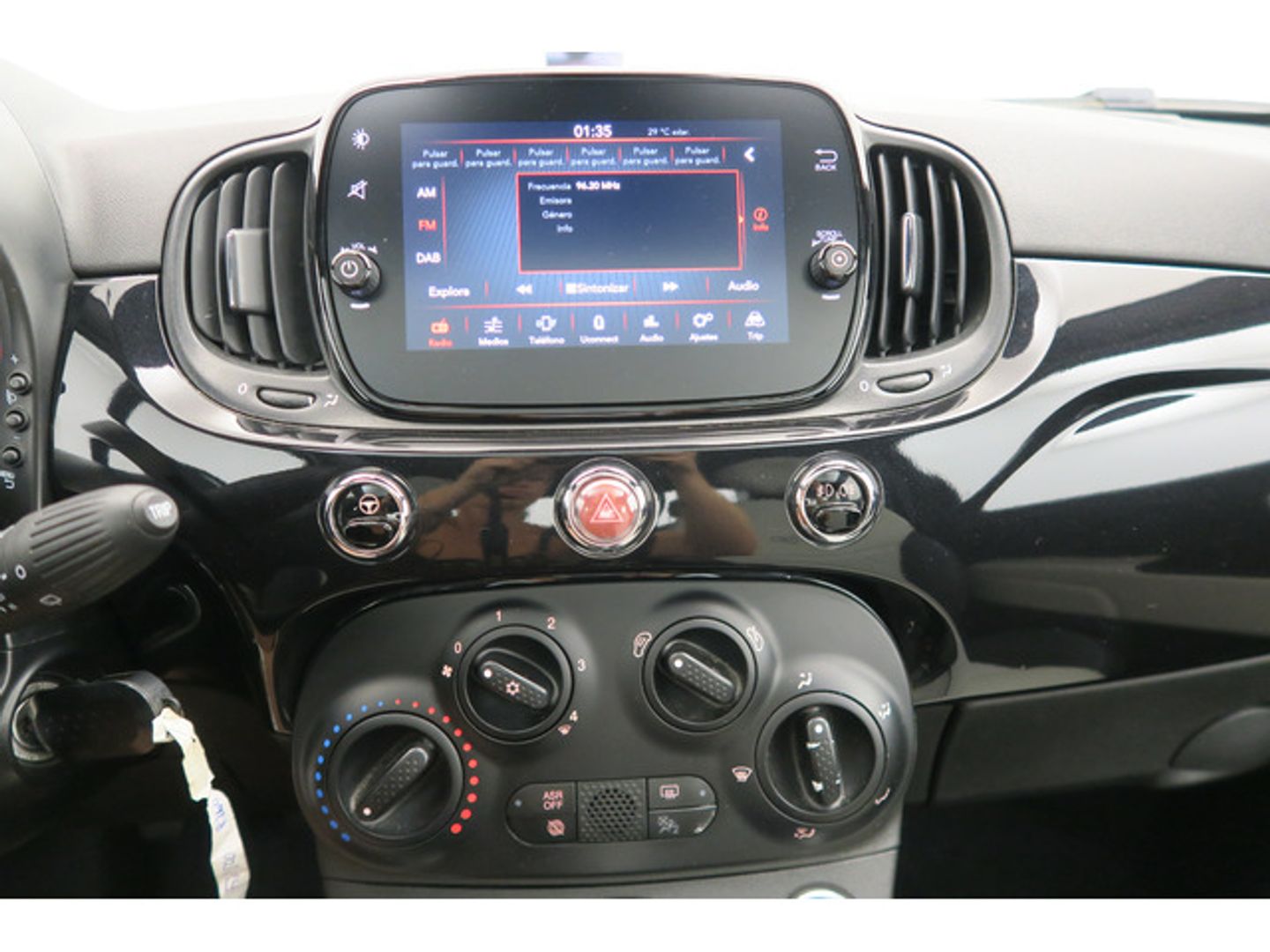 Fiat 500 1.0 Hybrid Dolcevita 51 kW (70 CV)