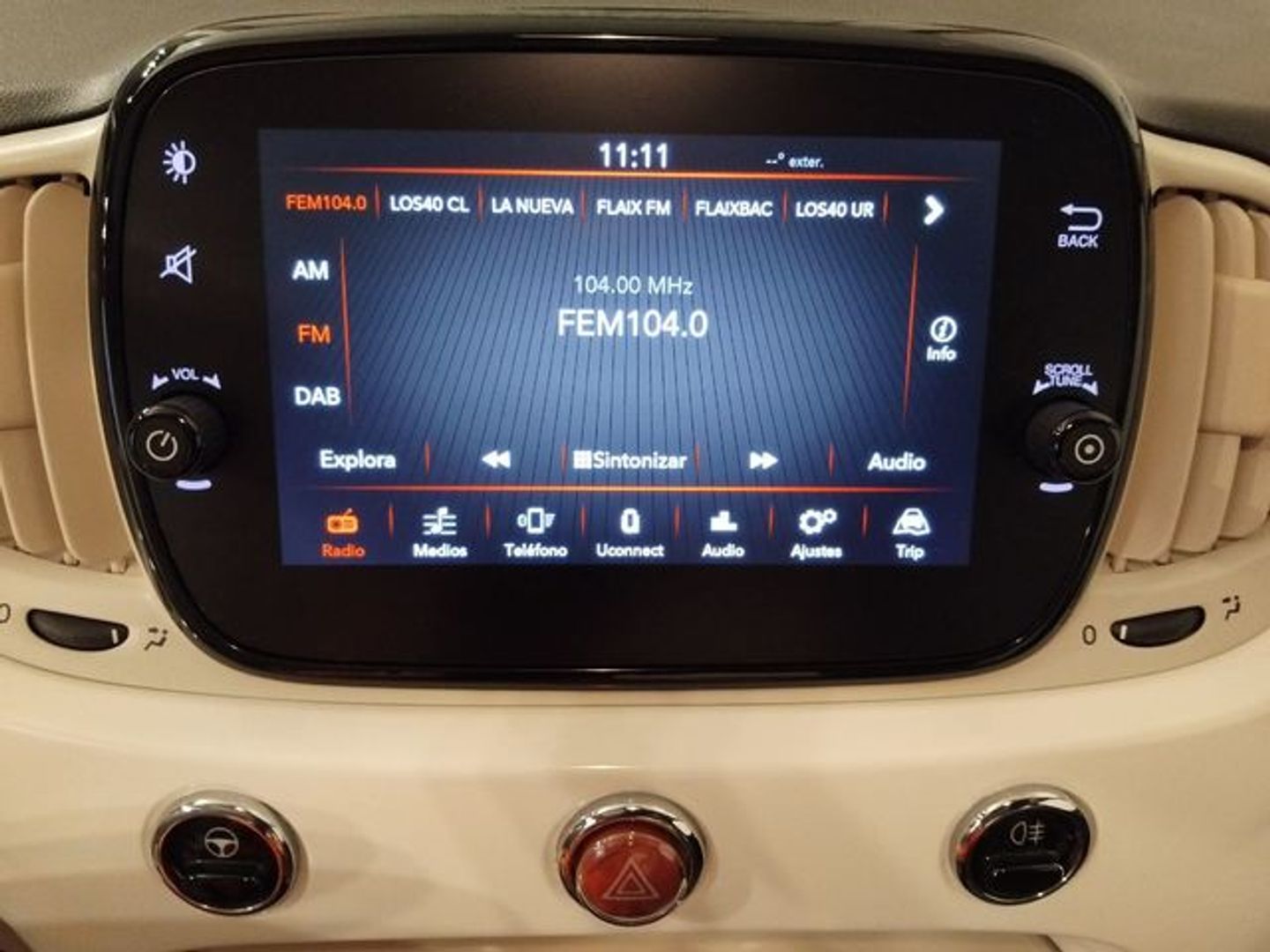 Fiat 500 1.0 Hybrid Dolcevita 51 kW (70 CV)