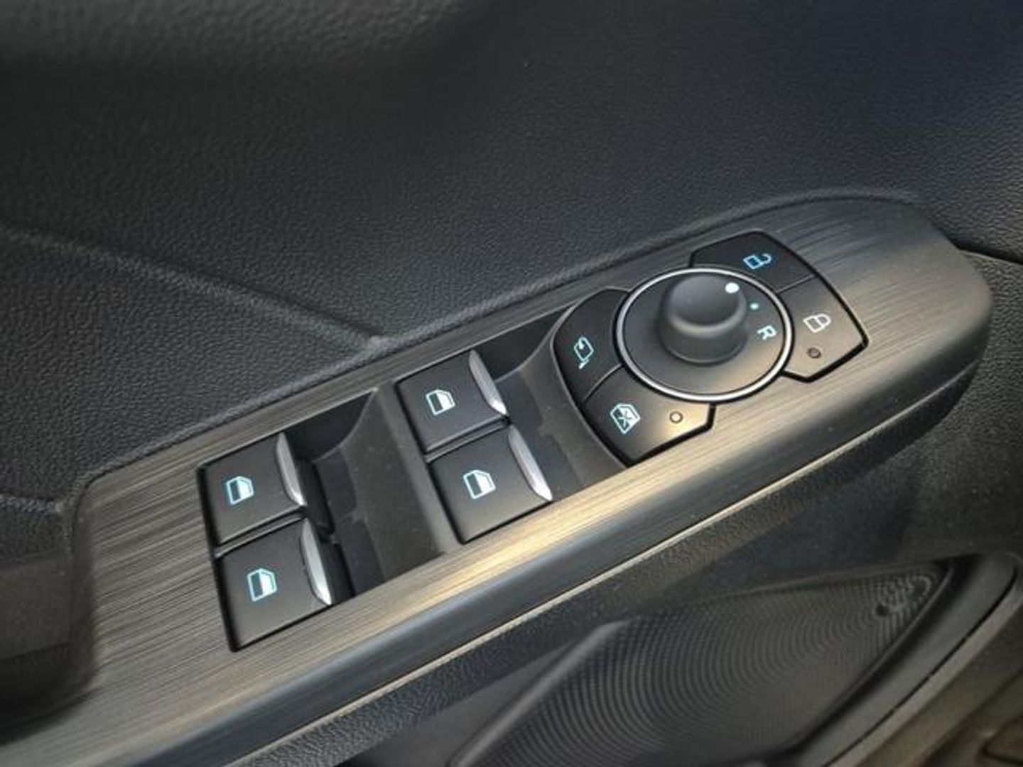 Ford Kuga 1.5T EcoBoost ST-Line 4x2 110 kW (150 CV)