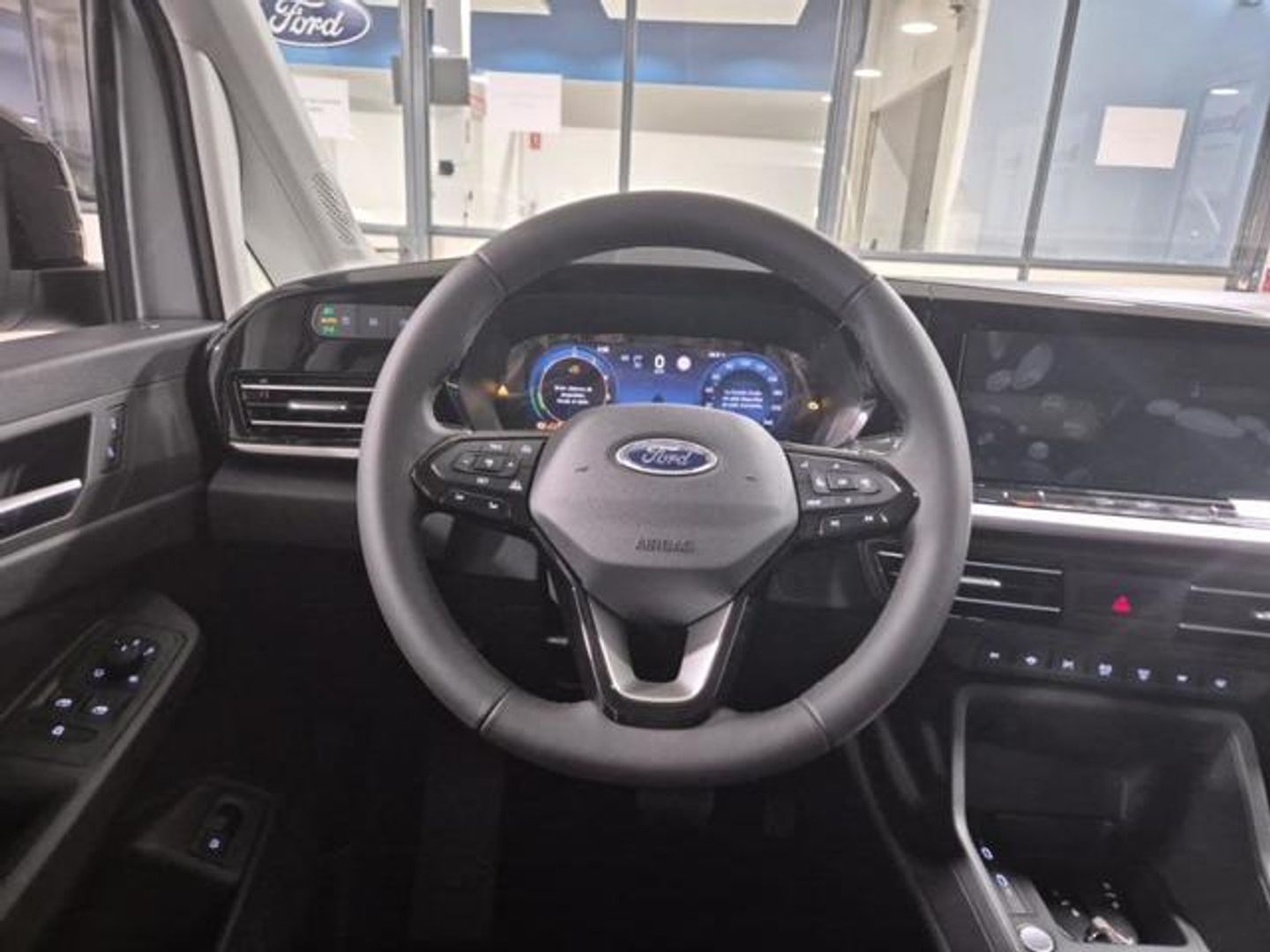 Ford Grand Tourneo Connect 1.5 Ecoboost PHEV Titanium Auto 110 kW (150 CV)