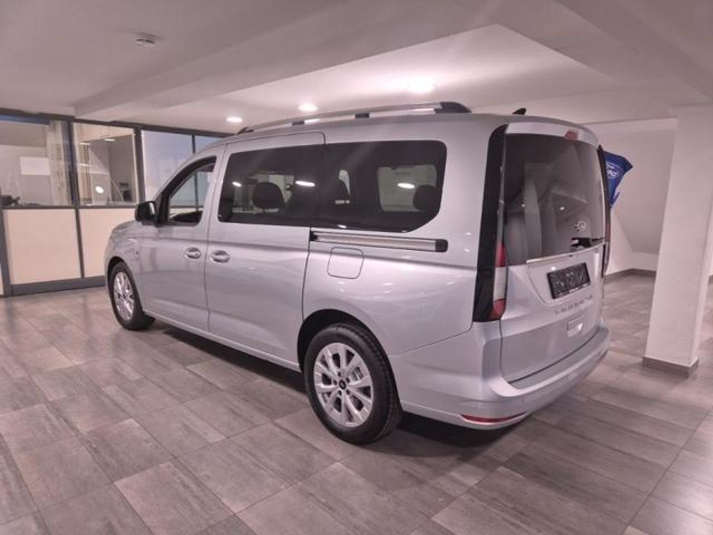Ford Grand Tourneo Connect 1.5 Ecoboost PHEV Titanium Auto 110 kW (150 CV)