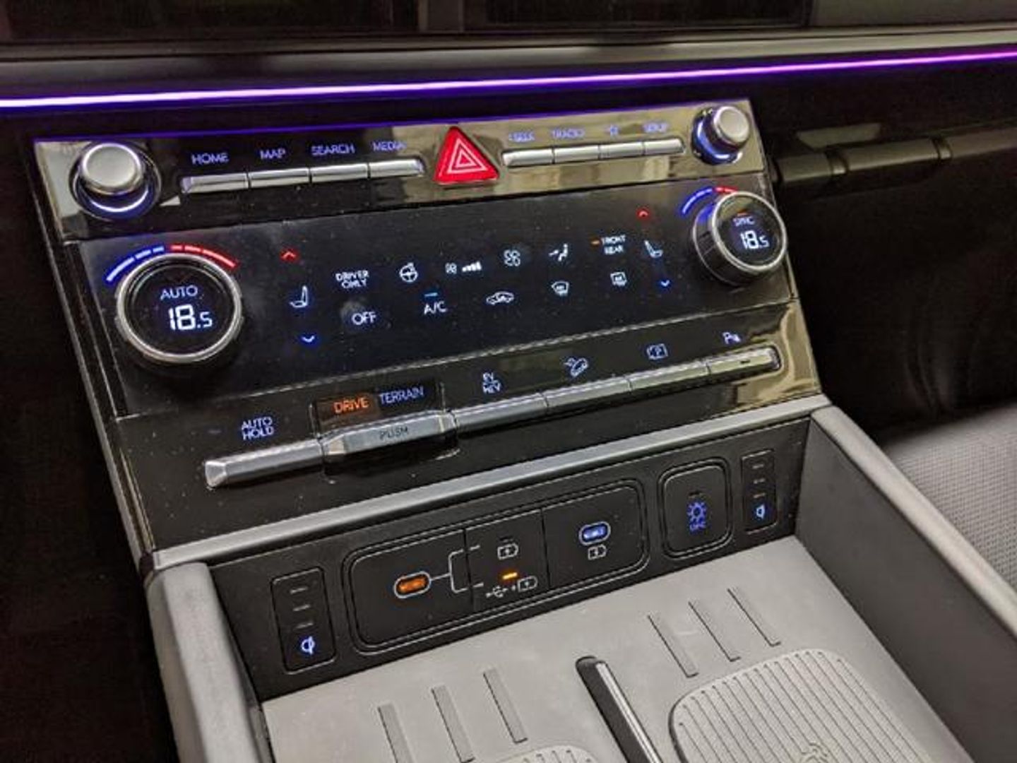 Hyundai Santa Fe 1.6T PHEV Calligraphy 4X4 AT 186 kW (253 CV)